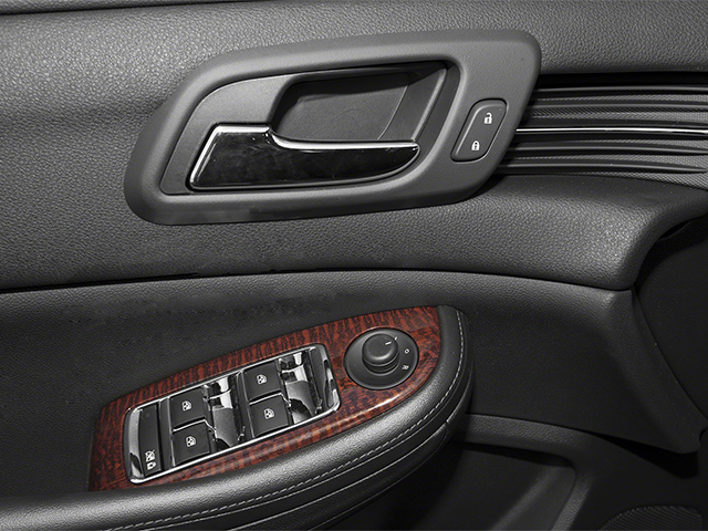 2013 Chevrolet Malibu LTZ photo 3