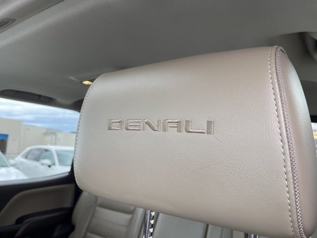 2016 GMC Sierra 2500HD Denali