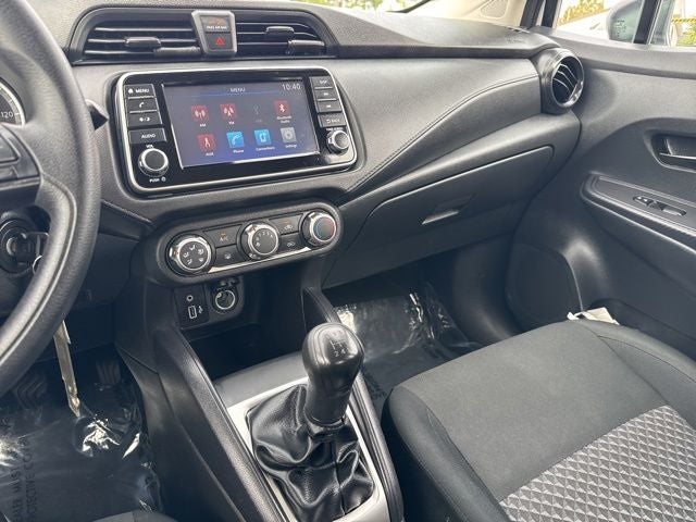 2024 Nissan Versa 1.6 S