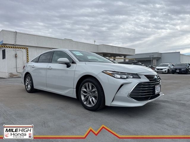 2022 Toyota Avalon XLE