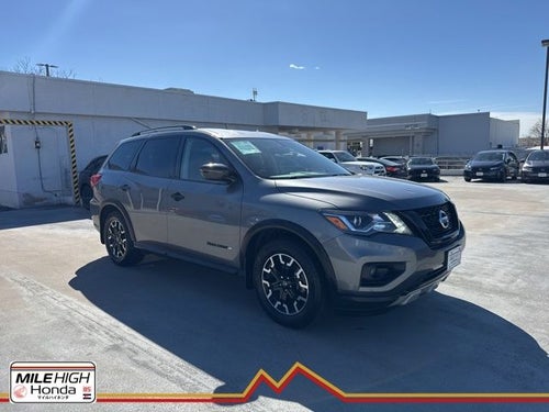 2020 Nissan Pathfinder SV