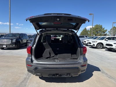 2020 Nissan Pathfinder SV