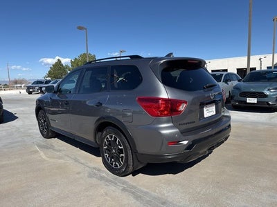 2020 Nissan Pathfinder SV