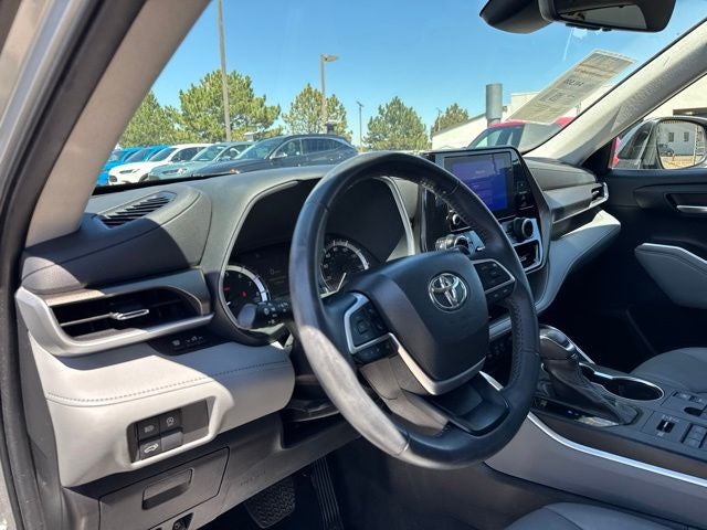 2023 Toyota Highlander XLE