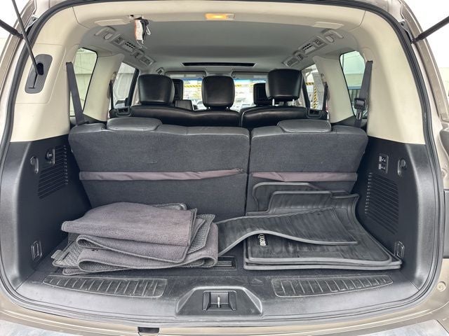2017 INFINITI QX80 Base