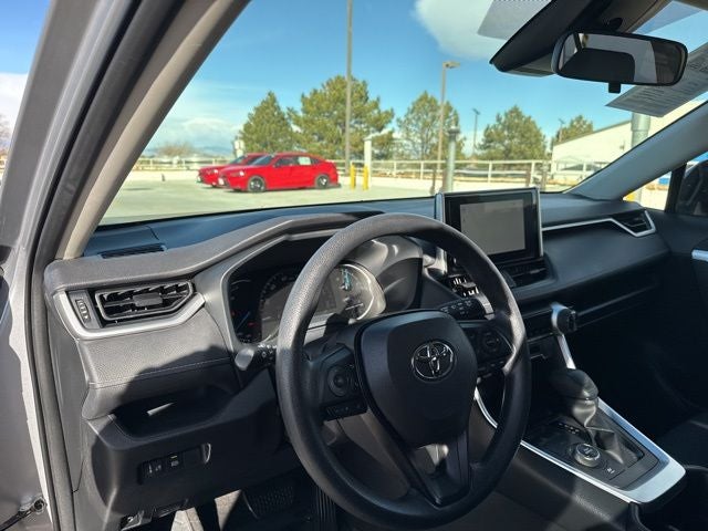 2023 Toyota RAV4 Hybrid LE