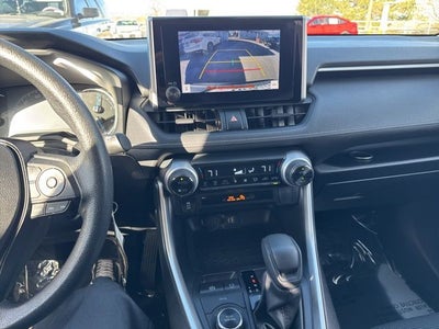 2023 Toyota RAV4 Hybrid LE