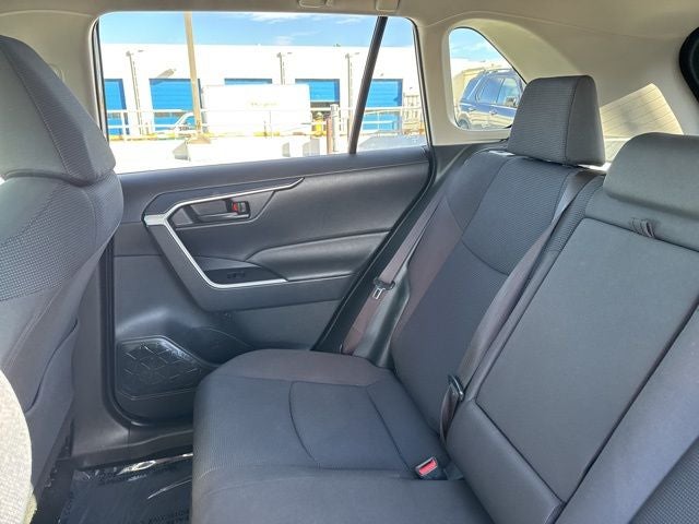 2023 Toyota RAV4 Hybrid LE