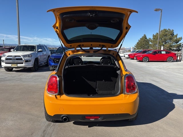 2016 MINI Hardtop 2 Door Cooper